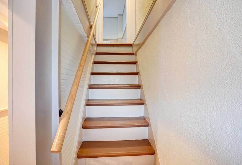 Historic Saugerties Home W/ Deck: River Views!