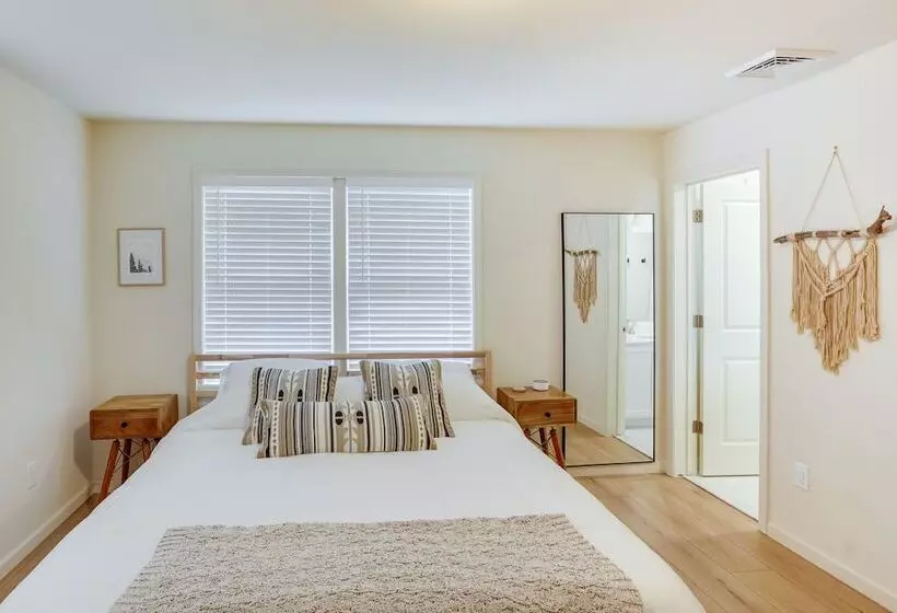 Sleepy Hollow Lake Home W/ Deck, Pool Access!