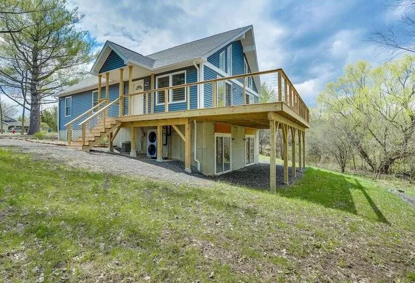 Sleepy Hollow Lake Home W/ Deck, Pool Access!