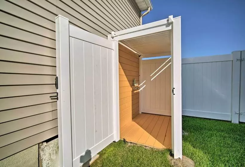 Spacious Brigantine Home ~ 1 Block To Beach!