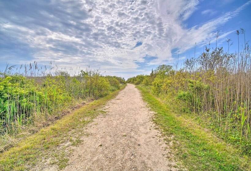 Spacious Brigantine Home ~ 1 Block To Beach!