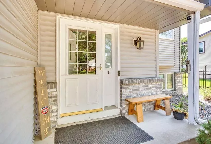 Sporty Blaine Home W/ Games ~ 2 Mi To Super Rink!