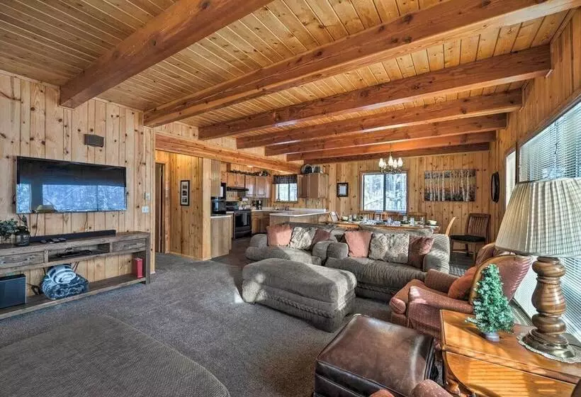 Star Valley Ranch Cabin Getaway: Hot Tub!