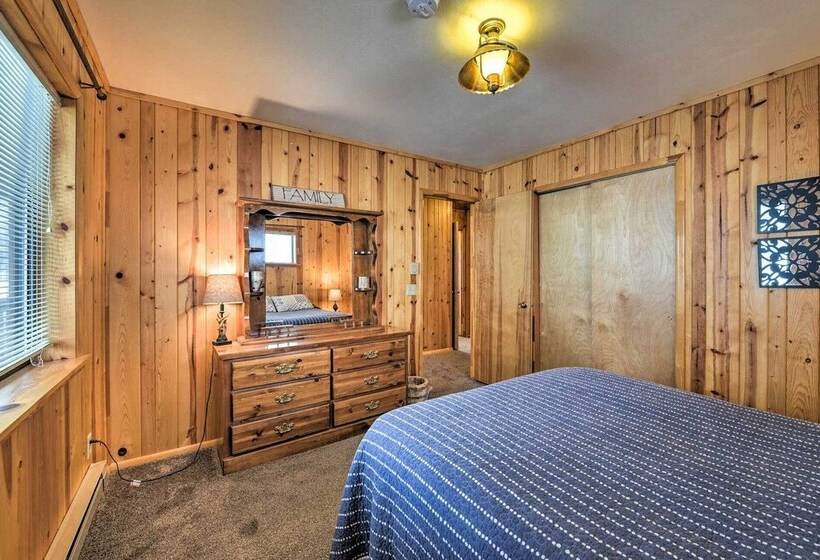 Star Valley Ranch Cabin Getaway: Hot Tub!