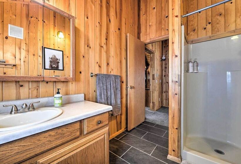 Star Valley Ranch Cabin Getaway: Hot Tub!