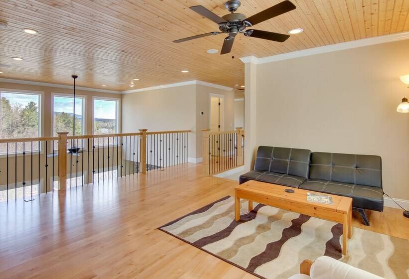 Stunning Nebo Lake House W/ Deck & Views!