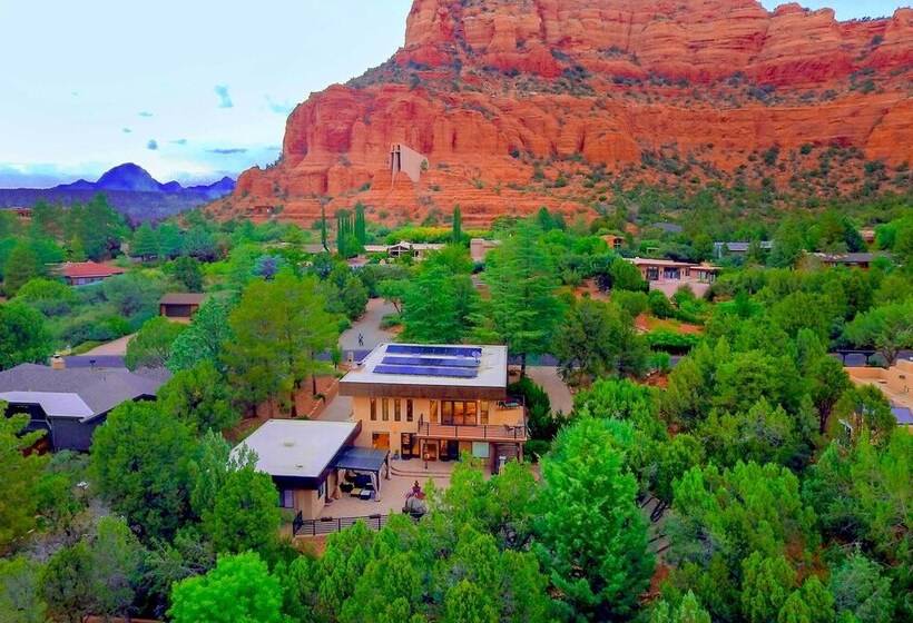 Stunning Sedona Home W/ Red Rock Views & Fire Pit!