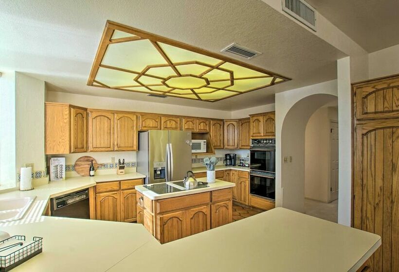 Upscale Fountain Hills Home W/ Outdoor Oasis!