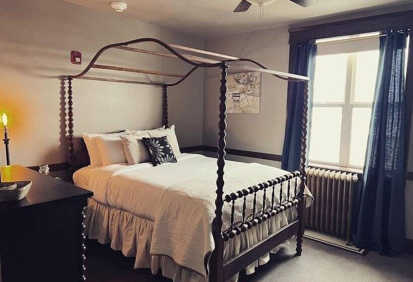 Bed and Breakfast Enders