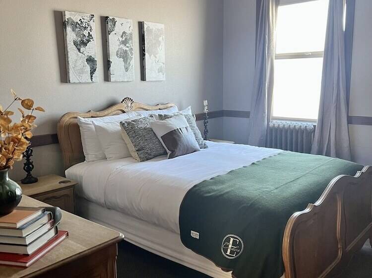 Bed and Breakfast Enders