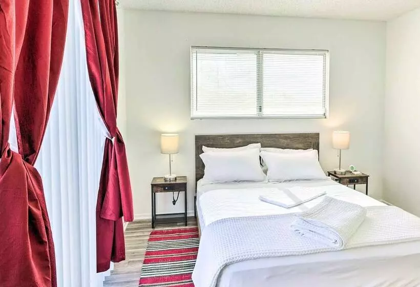 Bullhead City Home   Near Colorado River!