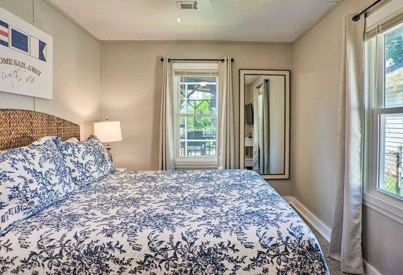 Chic Cottage W/ Private Yard: Steps To Beach!