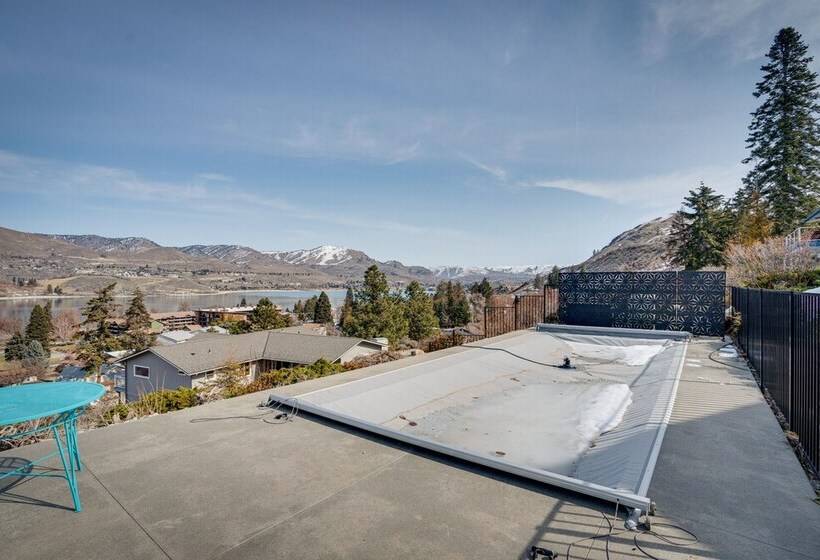 Colorful Lake Chelan Home W/ Saltwater Pool!
