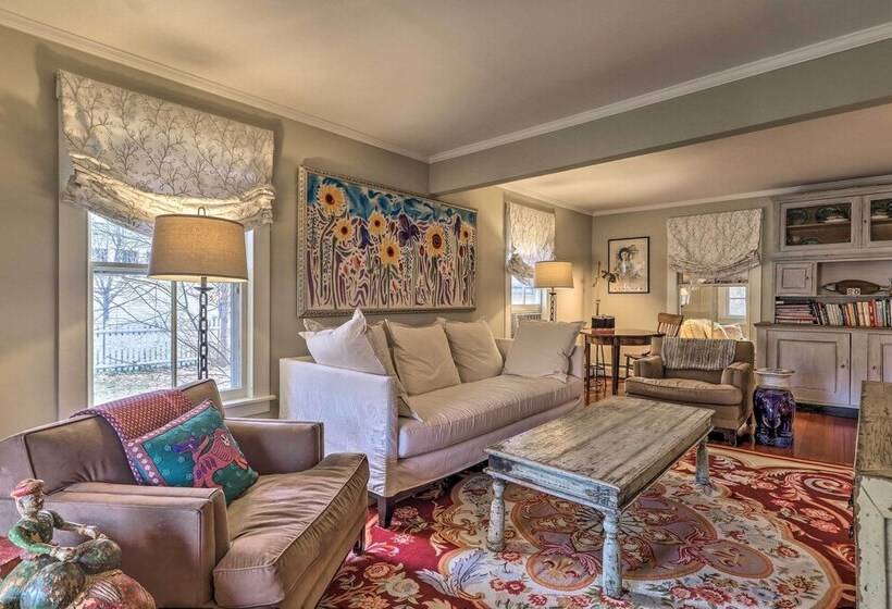 Cozy Litchfield House W/ Fenced In Yard & Fire Pit