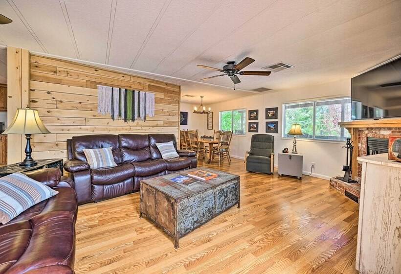 Dog Friendly Munds Park Cabin W/ Deck!