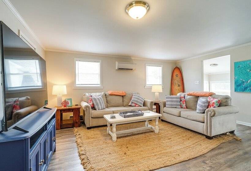 Duplex Unit < 2 Mi To Fishing & Beach Access