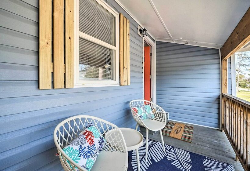 Duplex Unit < 2 Mi To Fishing & Beach Access