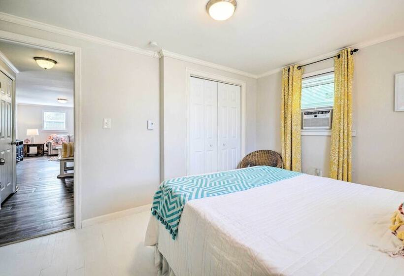 Duplex Unit < 2 Mi To Fishing & Beach Access