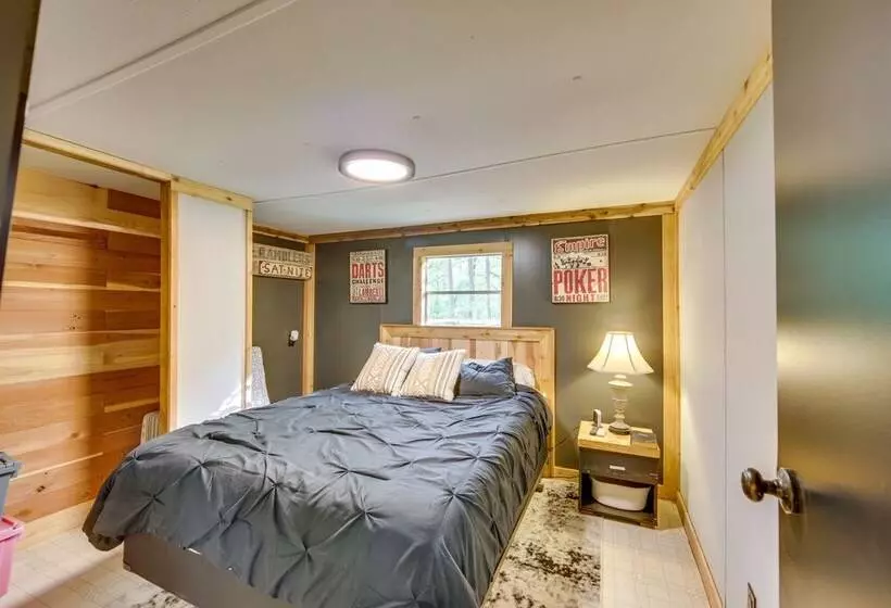 Hemphill Home W/ Community Perks < 1 Mi To Water!