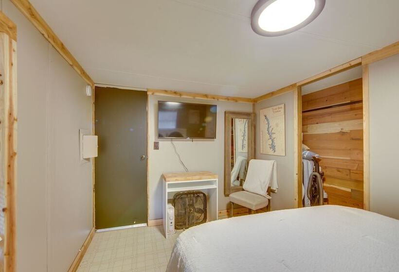 Hemphill Home W/ Community Perks < 1 Mi To Water!