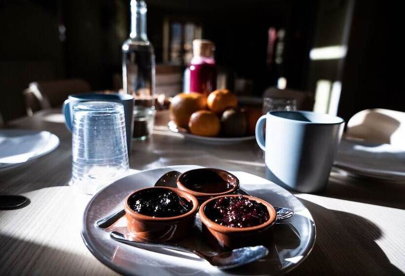 مسافرخانه Gîte Auberge Les Cascades