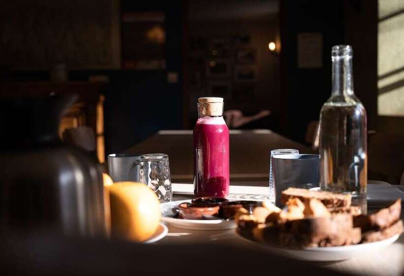 مسافرخانه Gîte Auberge Les Cascades