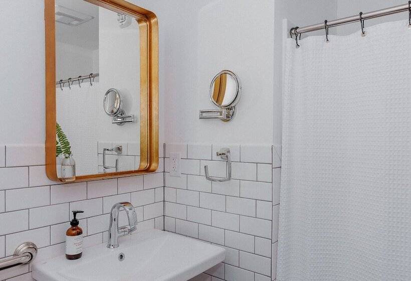 فندق Fire Station One Boutique