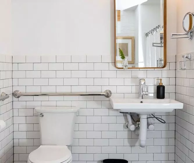 Hotelli Fire Station One Boutique