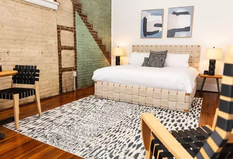 Hotelli Fire Station One Boutique