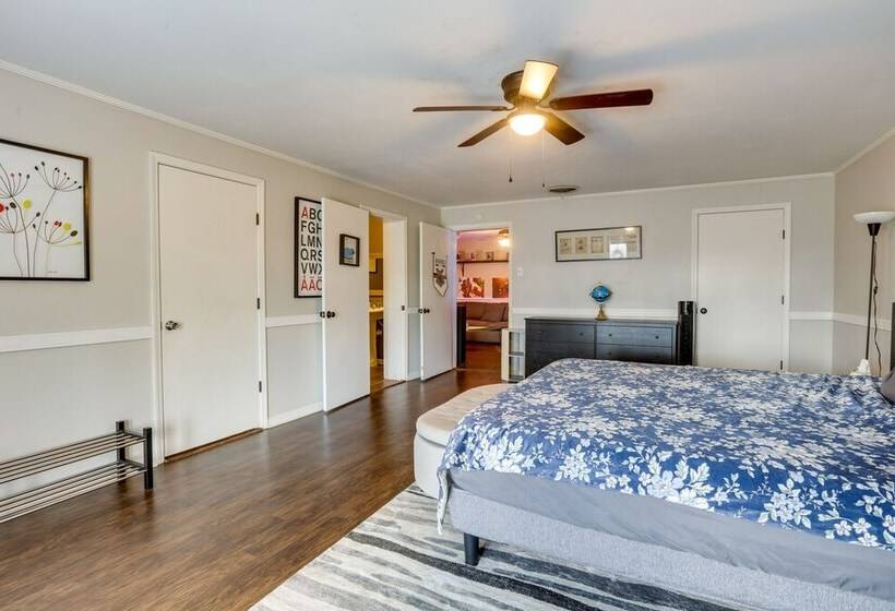 Lawrenceburg Family Home W/ Seasonal Pool!