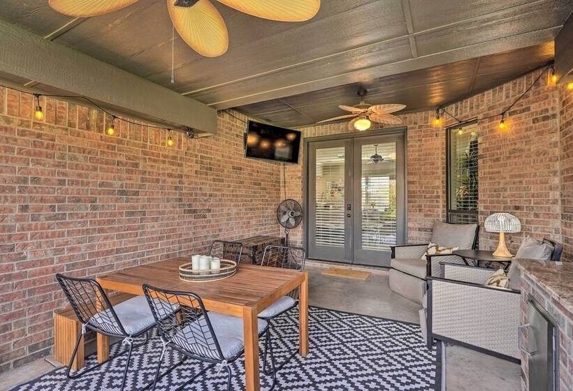 Luxe Midland Retreat W/ Patio, Grill & Yard!