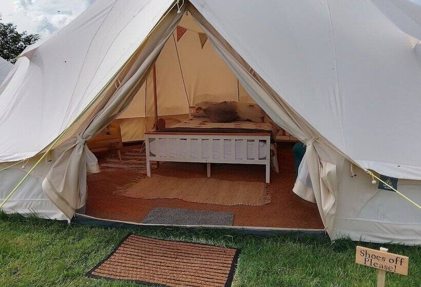 Chestnut 6m Xl Bell Tent, Log Burner, Nr Whitby