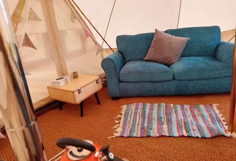 Chestnut 6m Xl Bell Tent, Log Burner, Nr Whitby