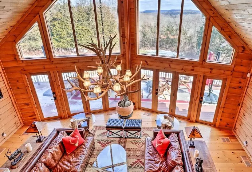 Luxury Log Cabin W/ Ev Charger & Mtn Views!