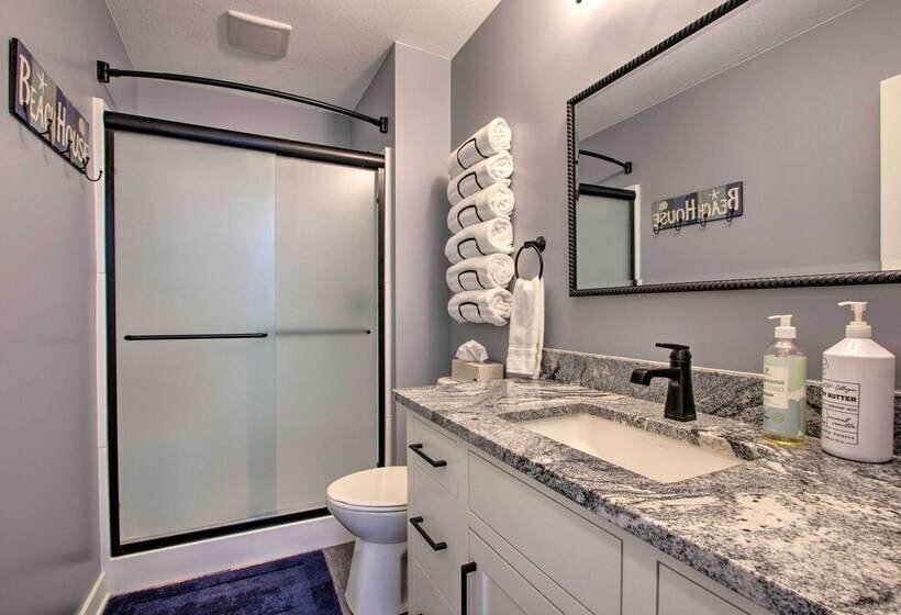 Modern Beachfront Oasis In Stockholm W/ Dock!