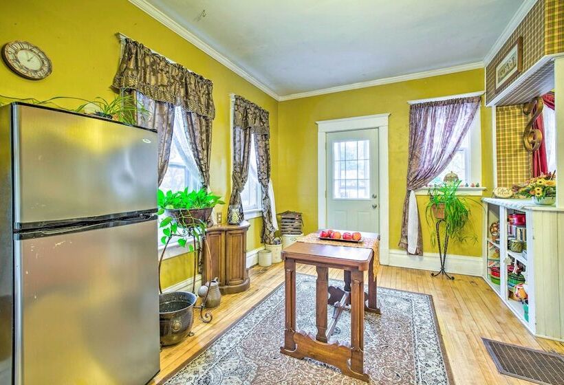 Pet Friendly Osseo Home W/ Fire Pit & Yard!