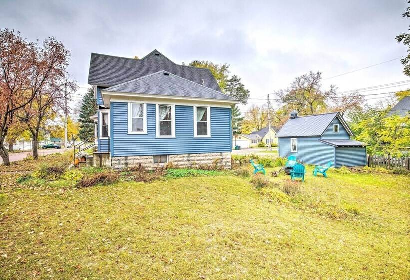 Pet Friendly Osseo Home W/ Fire Pit & Yard!