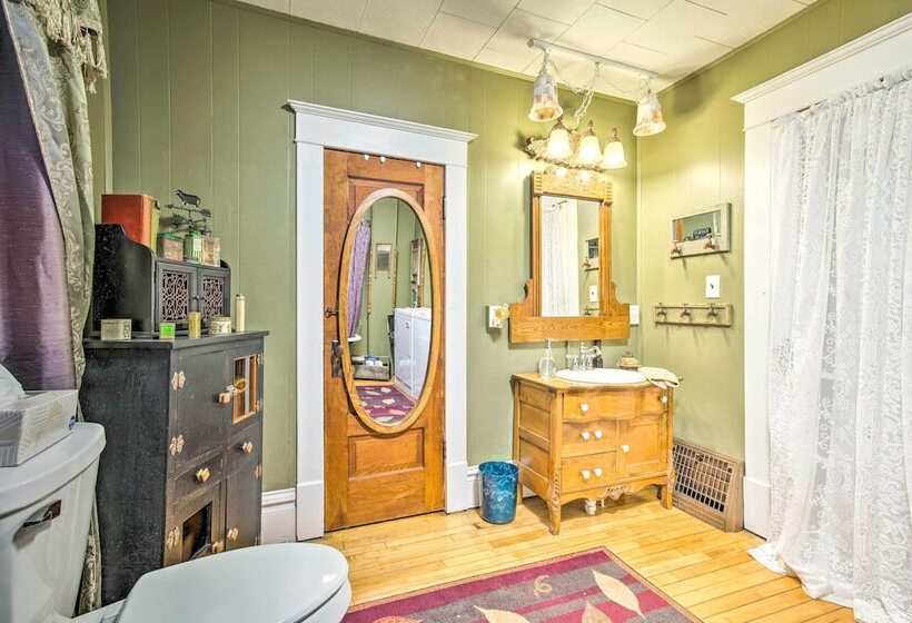 Pet Friendly Osseo Home W/ Fire Pit & Yard!