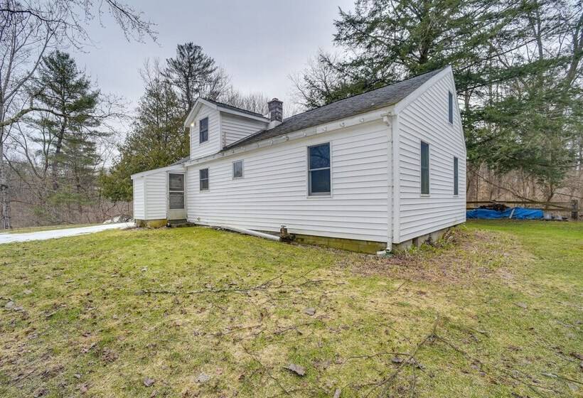 Pet Friendly Upstate New York Vacation Rental!