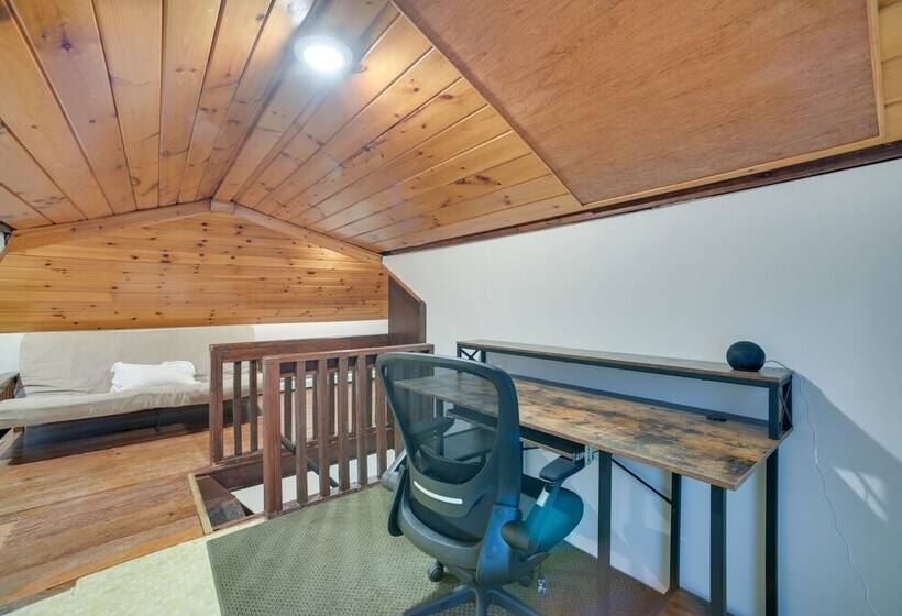 Pet Friendly Upstate New York Vacation Rental!