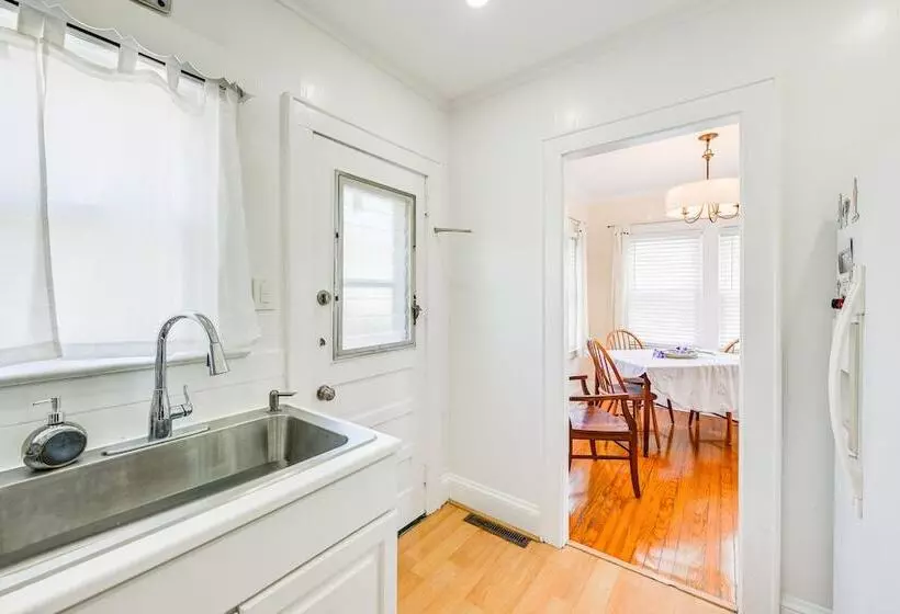 Point Lookout Cottage   Walk To Beach!