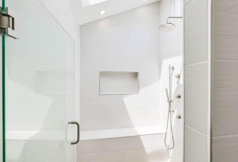 Point Lookout Cottage   Walk To Beach!