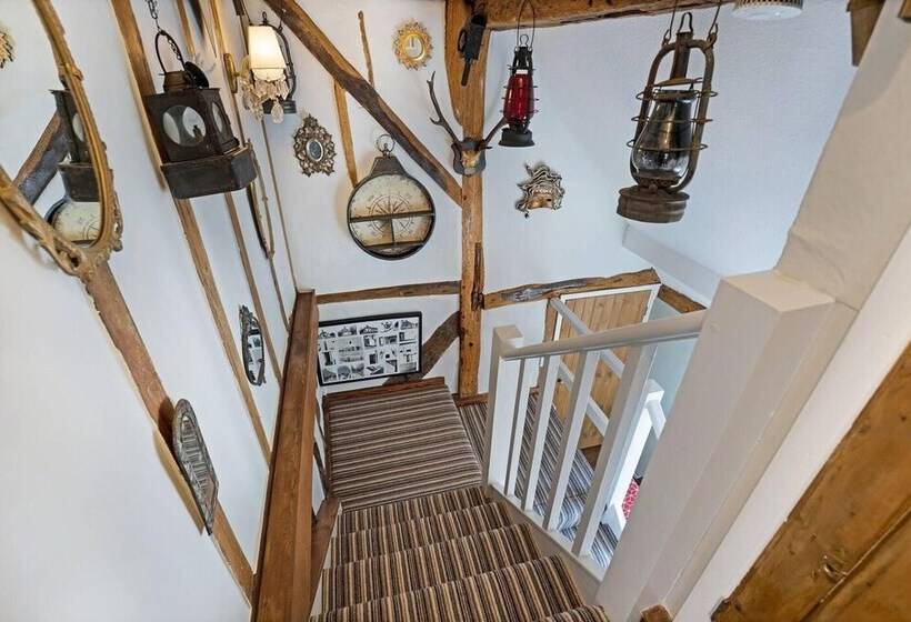 住所 Charming, Dog Friendly Countryside Retreat