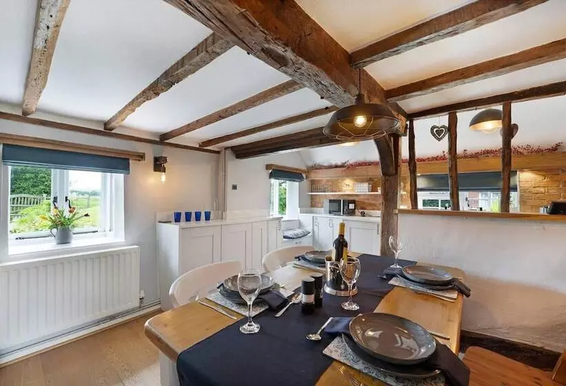 Residenssi Charming, Dog Friendly Countryside Retreat