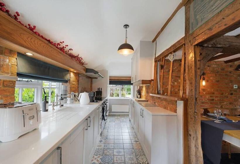 住所 Charming, Dog Friendly Countryside Retreat