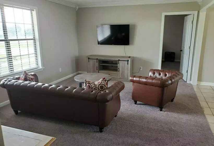 レジデンス The Riverbend House