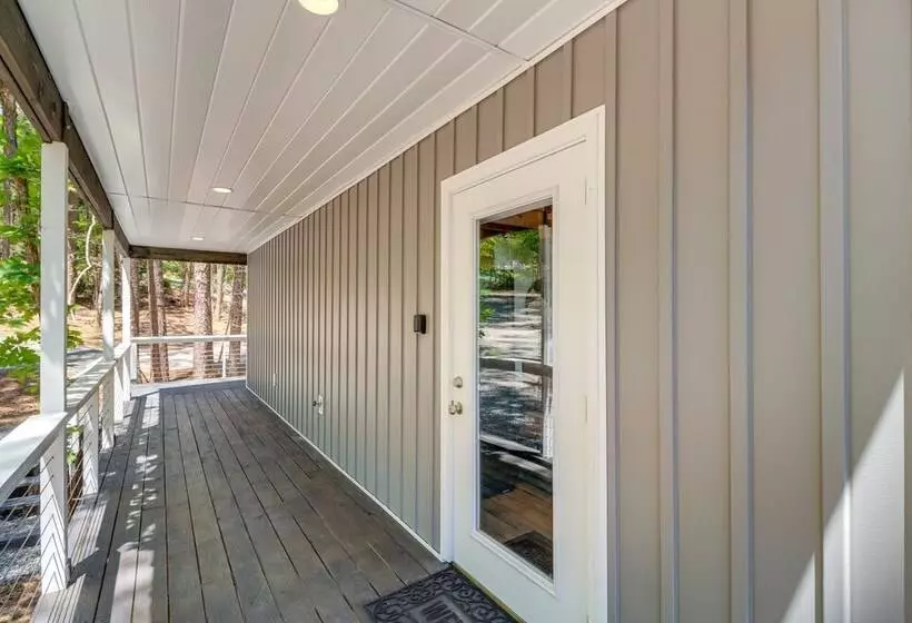 Shirley Treehouse Style Cabin W/ Lake Access!