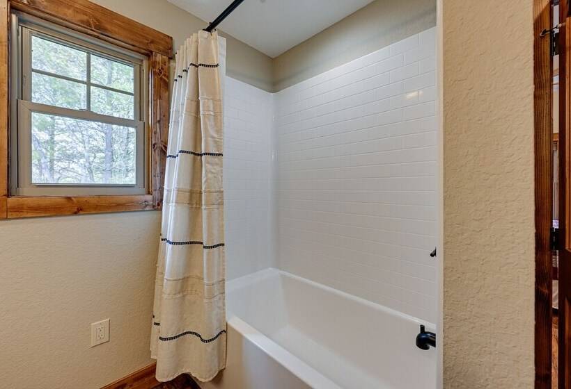 Smoky Mountain Cabin Rental: Game Room, Fire Pit!