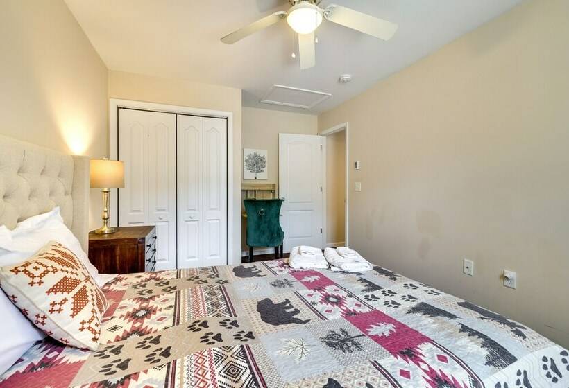 Spacious Albrightsville Home W/ Private Hot Tub!