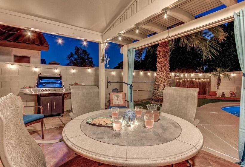 Sunny Surprise Home W/ Luxe Backyard Oasis!